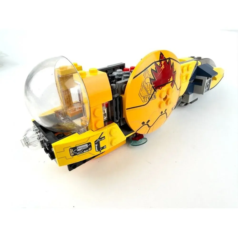 LOT LEGO Marvel 4 Super Hero Vehicle Parts & Parts of a Building VGC